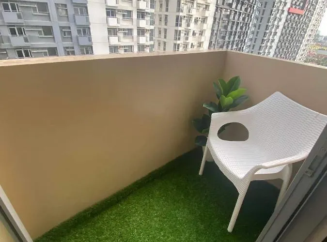 Aparthotel Minimalist Unit In Araneta Cubao Manila
